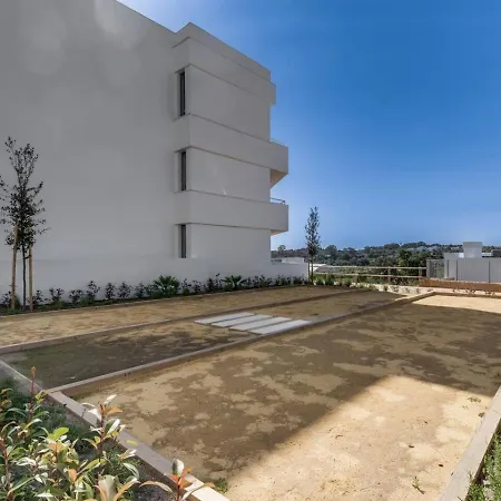 Ultimate - Modern Comfort And Views In Oceana Gardens, Daire *