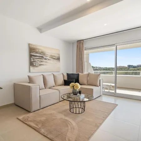 Ultimate - Modern Comfort And Views In Oceana Gardens, 公寓