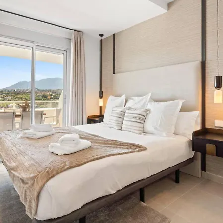 Ultimate - Modern Comfort And Views In Oceana Gardens, Appartamento